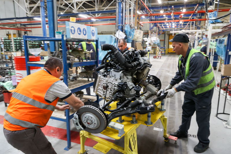 Гордые, но нищие: почему мировой автопром чурается России