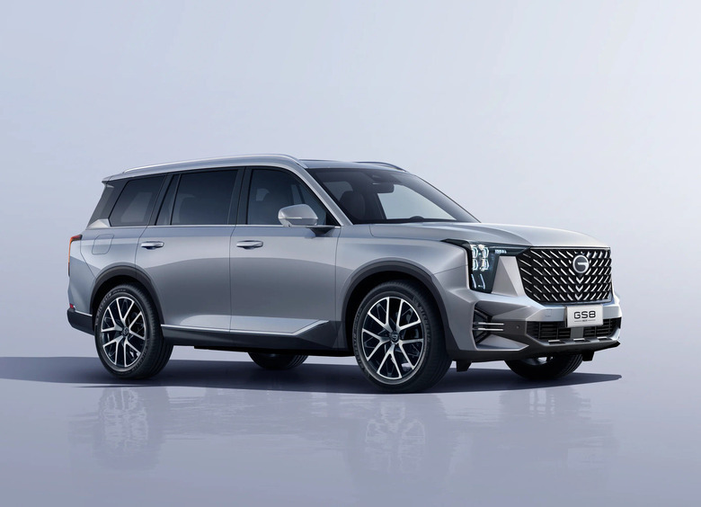 Кроссовер GAC GS8 получил пятиместную версию