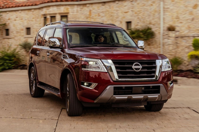 Не &laquo;Крузаком&raquo; единым: новые японские внедорожники, готовые покорить Россию