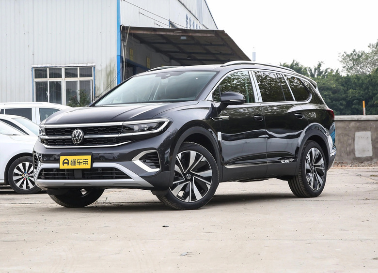 Большой кроссовер Volkswagen Talagon обновился и&nbsp;подешевел