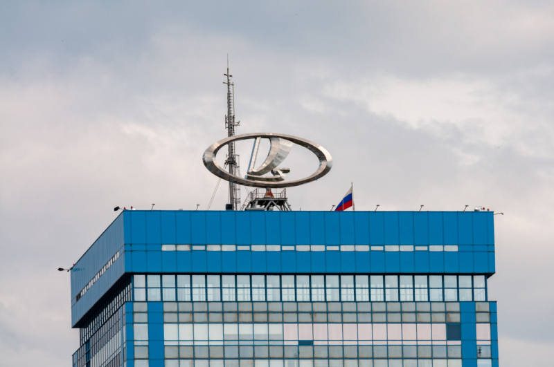 Скандал с&nbsp;LADA Iskra: зачем российского автогиганта обвинили в&nbsp;воровстве