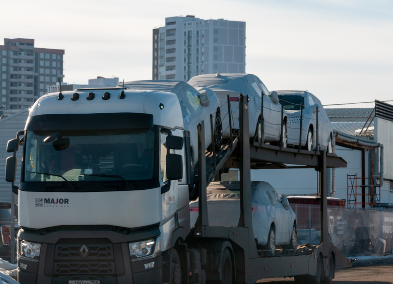 Спрос на&nbsp;&laquo;серые&raquo; машины в&nbsp;России пошел на&nbsp;спад