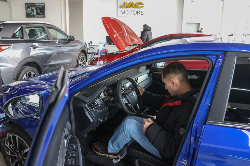 Китай подтверждает: цены на автомобили в России абсолютно несуразные