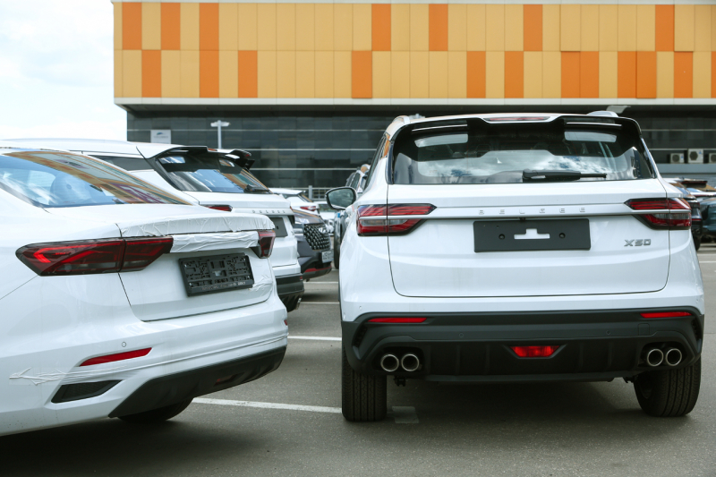 Все нормально, падаем: чего ждать дальше от российского рынка новых автомобилей