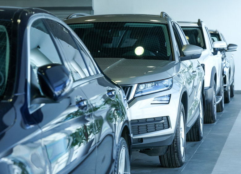 Все нормально, падаем: чего ждать дальше от российского рынка новых автомобилей