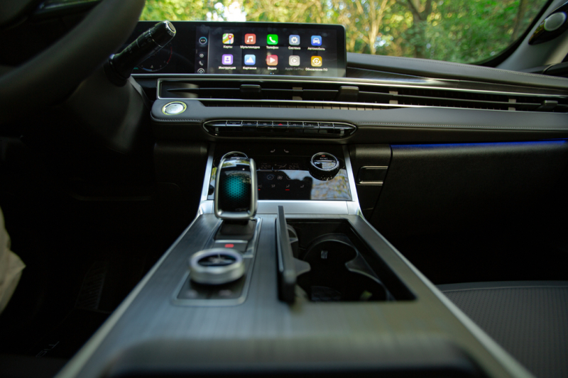 Жить по-царски: объявлены цены на обновленный кроссовер Chery Tiggo 7 Pro Max