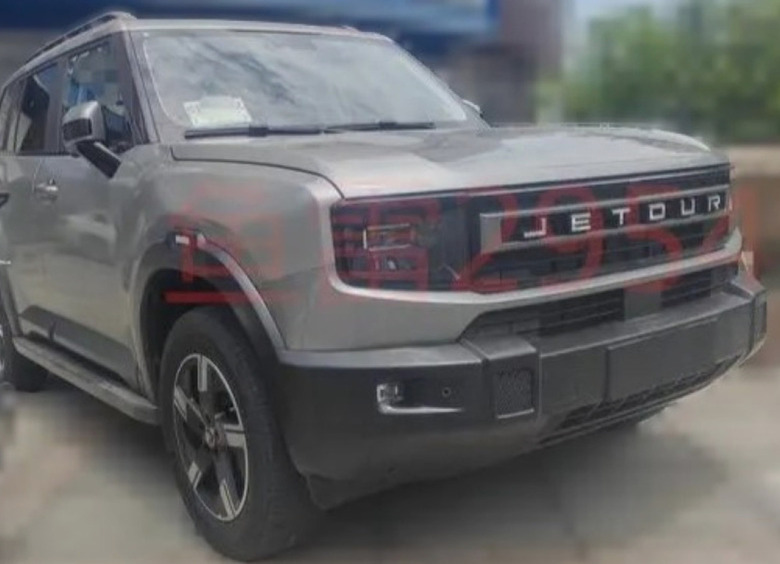 Jetour T1, который ждут в России, засветился на тестах в Китае