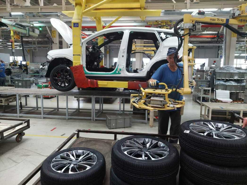 Belgee: зачем нужна и&nbsp;как себя чувствует &laquo;белорусская дочка&raquo; китайской Geely