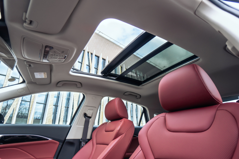 Жизнь после Audi: тест-драйв лифтбэка Bestune B70