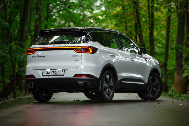 Жить по-царски: объявлены цены на обновленный кроссовер Chery Tiggo 7 Pro Max
