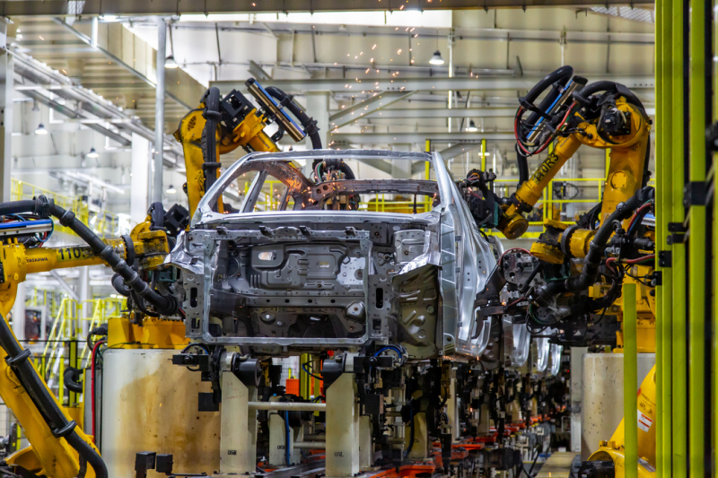 Это позор: где и как собирают популярные китайские кроссоверы для России