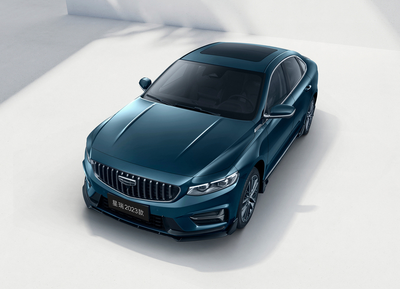 Geely привезла в Россию полноценную замену Toyota Camry