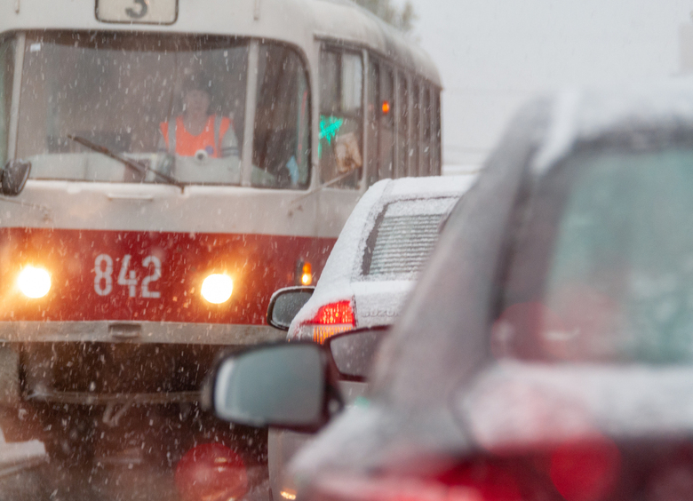 Сплетники и&nbsp;сплетницы: главные интриги российского авторынка