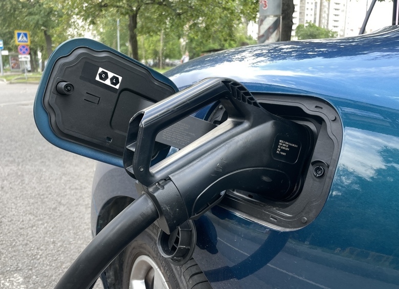 Аналитики подсчитали, сколько электромобилей «бегает» по дорогам России